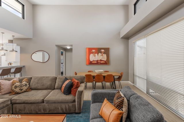 4021 N 75th Street 201, Scottsdale, AZ 85251