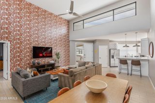 4021 N 75th Street 201, Scottsdale, AZ 85251