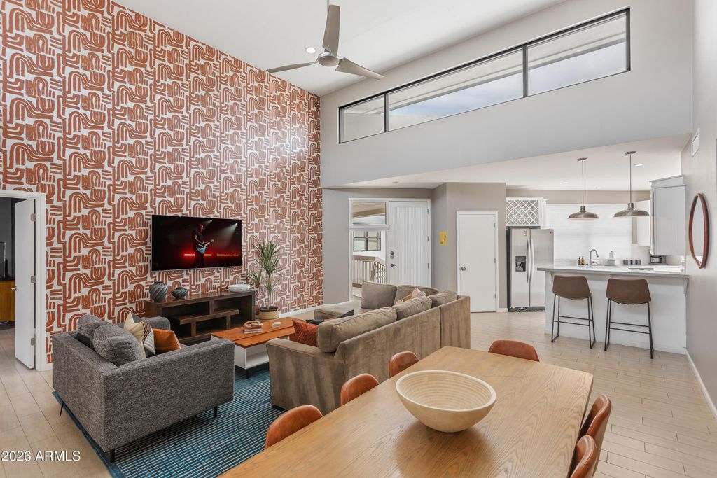 4021 N 75th Street 201, Scottsdale, AZ 85251