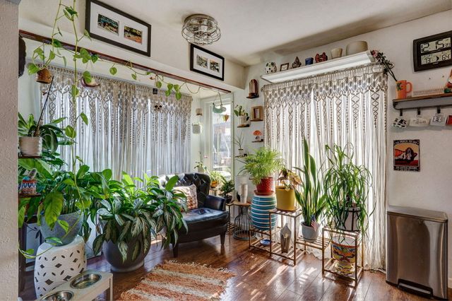 5454 S Roanoke Avenue, Springfield, MO 65810