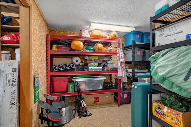 5454 S Roanoke Avenue, Springfield, MO 65810