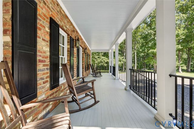 1108 Shallow Well Rd, Manakin Sabot, VA 23103