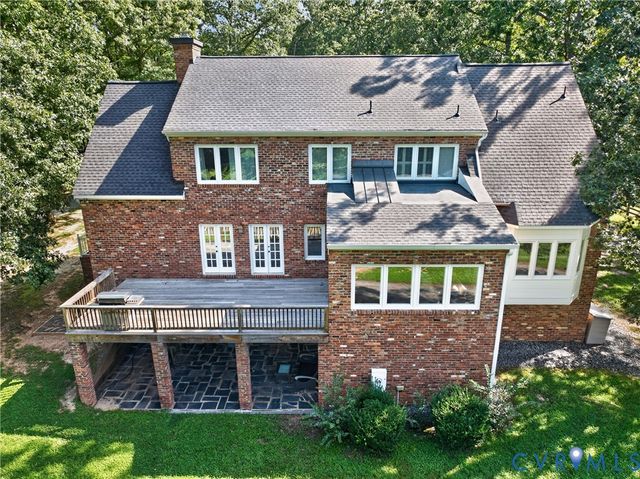 1108 Shallow Well Rd, Manakin Sabot, VA 23103