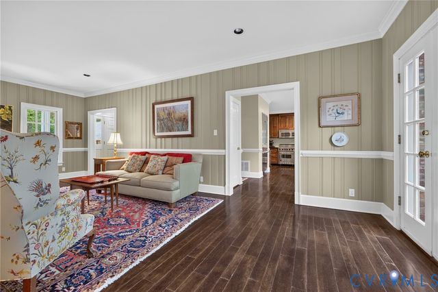 1108 Shallow Well Rd, Manakin Sabot, VA 23103