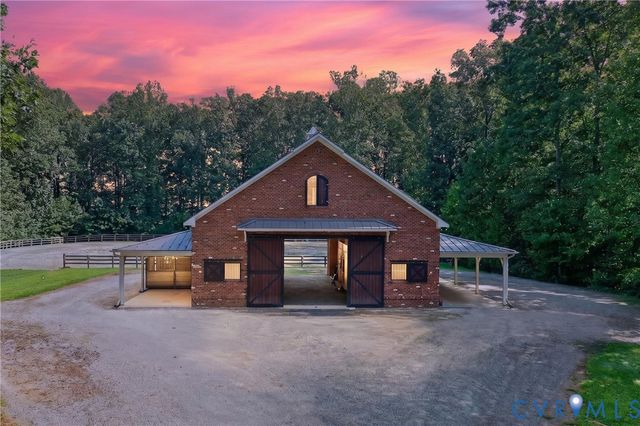 1108 Shallow Well Rd, Manakin Sabot, VA 23103