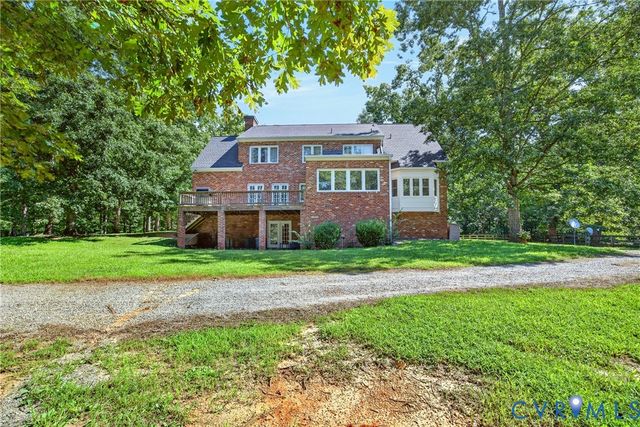 1108 Shallow Well Rd, Manakin Sabot, VA 23103