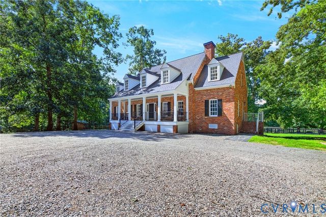 1108 Shallow Well Rd, Manakin Sabot, VA 23103