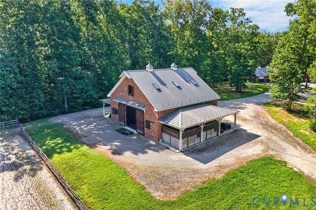 1108 Shallow Well Rd, Manakin Sabot, VA 23103