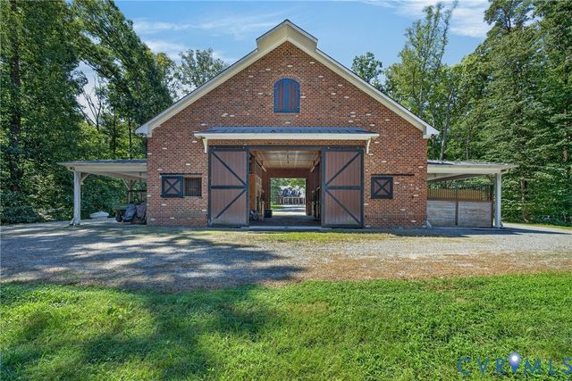 1108 Shallow Well Rd, Manakin Sabot, VA 23103