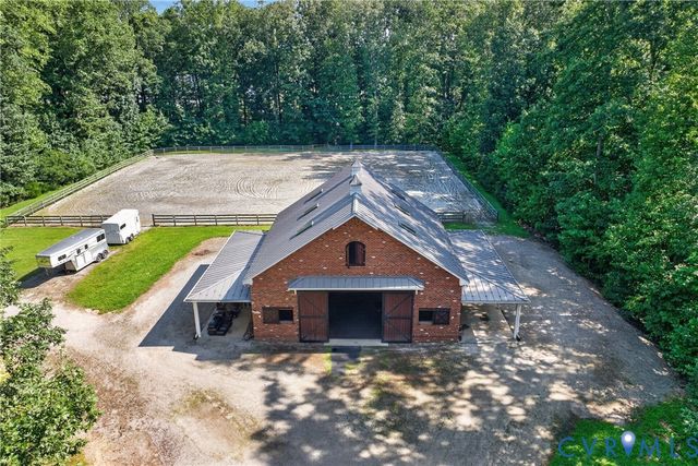 1108 Shallow Well Rd, Manakin Sabot, VA 23103