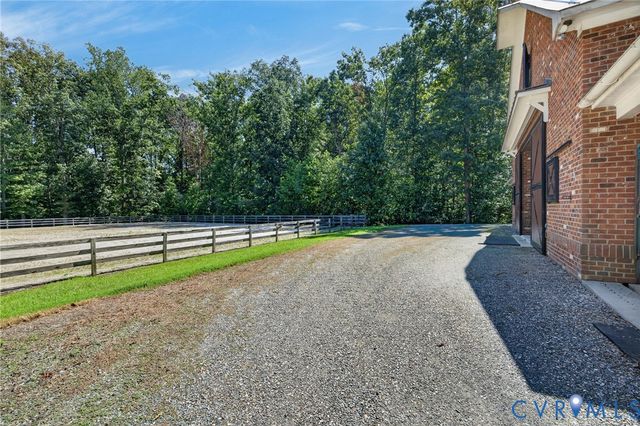 1108 Shallow Well Rd, Manakin Sabot, VA 23103