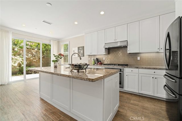 68 Island Coral, Irvine, CA 92620