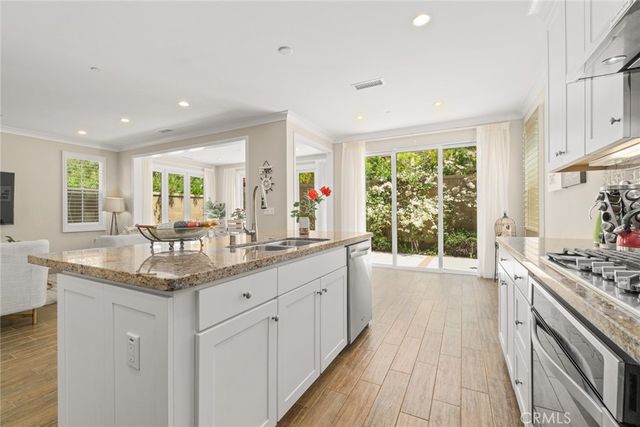 68 Island Coral, Irvine, CA 92620