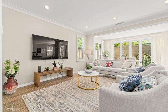 68 Island Coral, Irvine, CA 92620