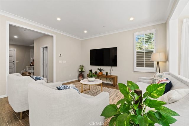 68 Island Coral, Irvine, CA 92620