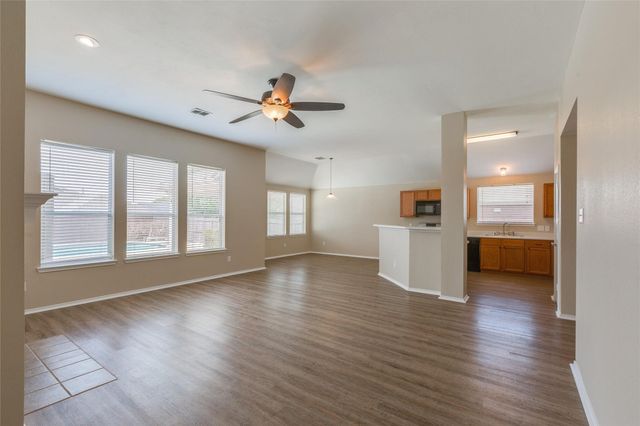 111 Wandering Drive, Forney, TX 75126