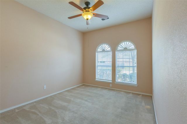 111 Wandering Drive, Forney, TX 75126