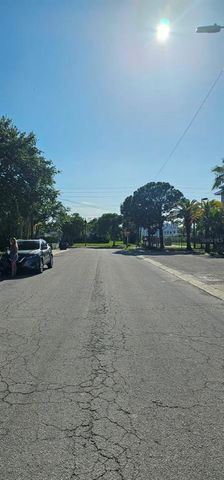 GRANT STREET, Clearwater, FL 33755