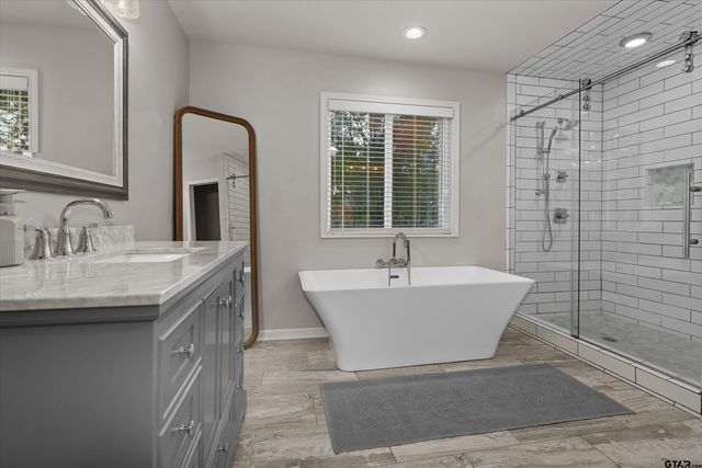 700 Oxford Drive, Tyler, TX 75703