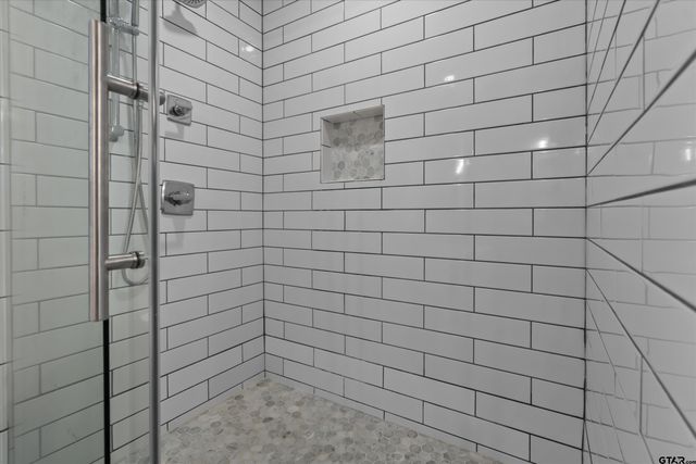 700 Oxford Drive, Tyler, TX 75703