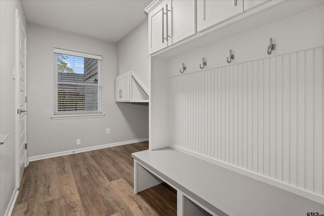 700 Oxford Drive, Tyler, TX 75703