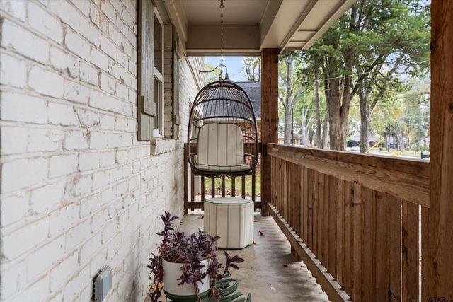 700 Oxford Drive, Tyler, TX 75703