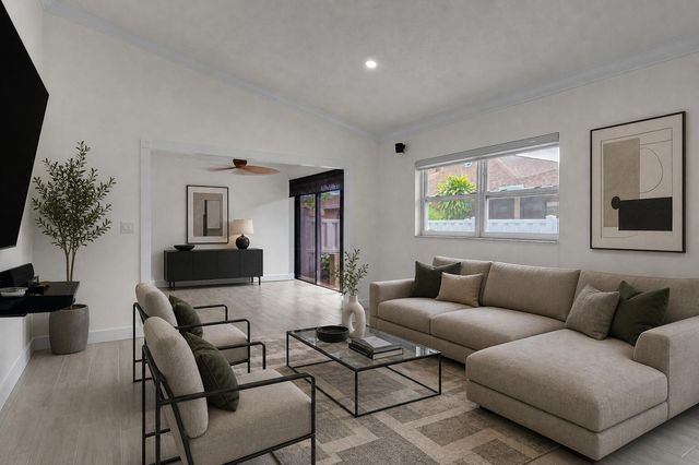8182 Springtree Road, Boca Raton, FL 33496