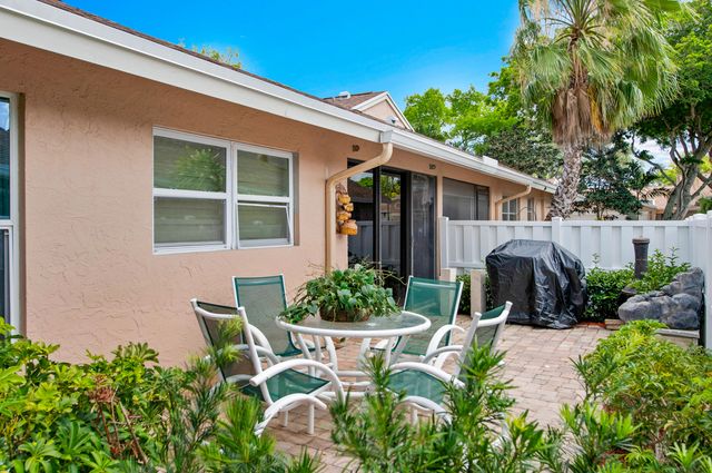 8182 Springtree Road, Boca Raton, FL 33496
