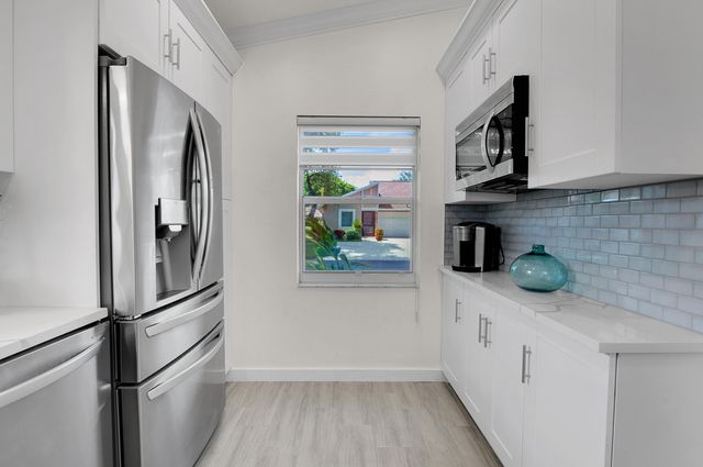 8182 Springtree Road, Boca Raton, FL 33496