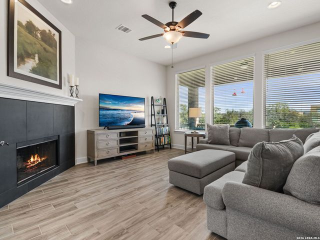 28936 Bucking Bull, Fair Oaks Ranch, TX 78015