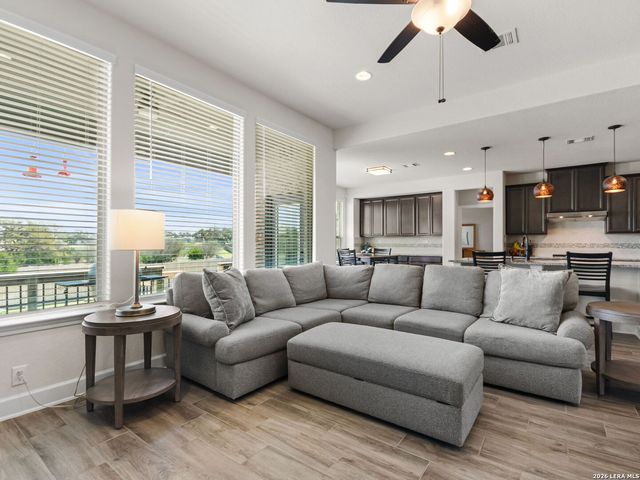 28936 Bucking Bull, Fair Oaks Ranch, TX 78015