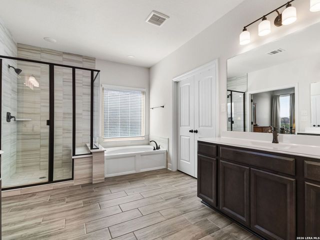 28936 Bucking Bull, Fair Oaks Ranch, TX 78015