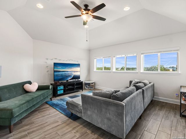 28936 Bucking Bull, Fair Oaks Ranch, TX 78015