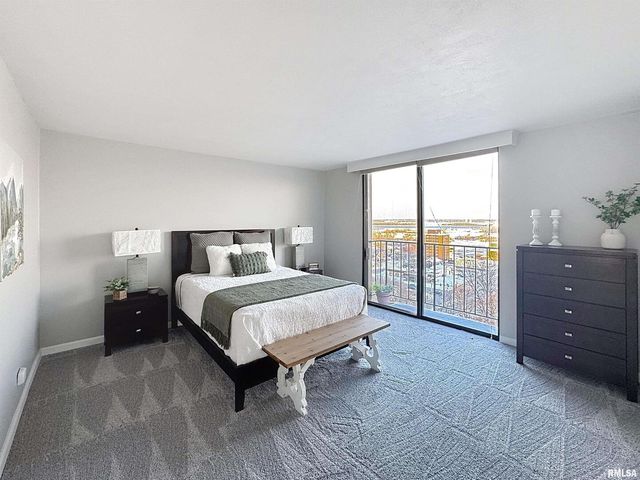 1800 7TH Street 6D, East Moline, IL 61244