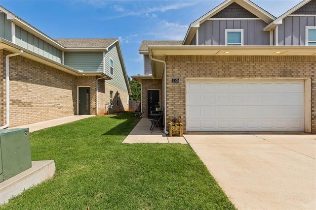 2109 Camino Del Plaza Lane, Edmond, OK 73013