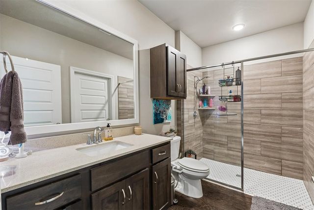 2109 Camino Del Plaza Lane, Edmond, OK 73013