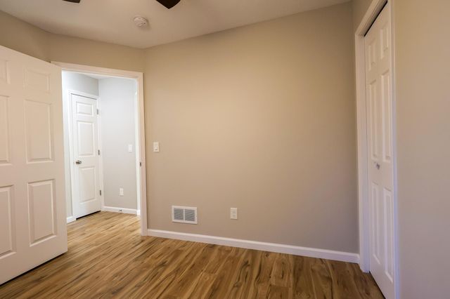 1431 Sumter Avenue N, Golden Valley, MN 55427