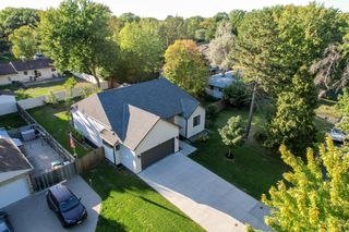 1431 Sumter Avenue N, Golden Valley, MN 55427