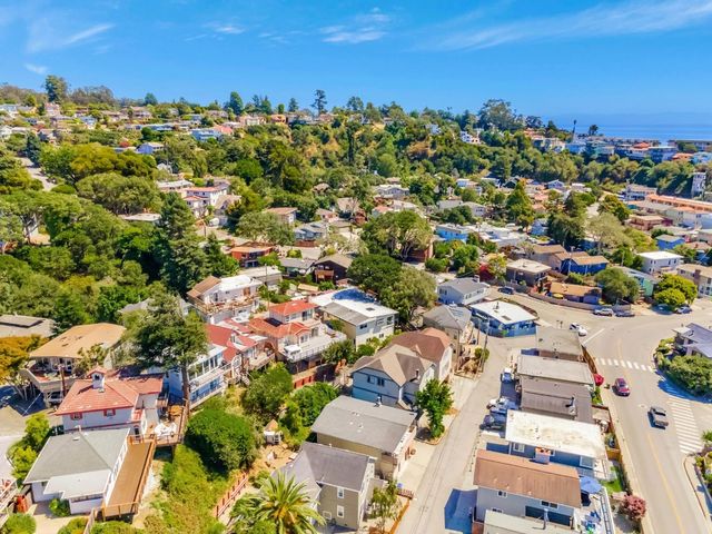 307 Treasure Island, Aptos, CA 95003