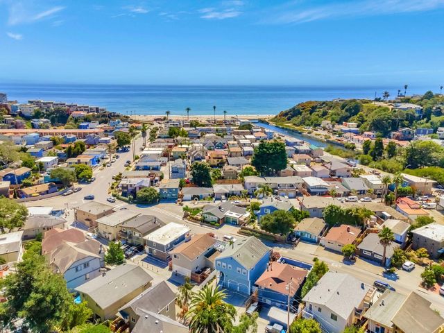 307 Treasure Island, Aptos, CA 95003