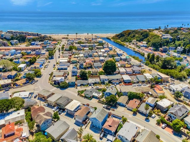 307 Treasure Island, Aptos, CA 95003