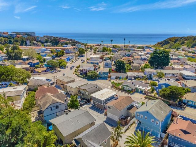 307 Treasure Island, Aptos, CA 95003
