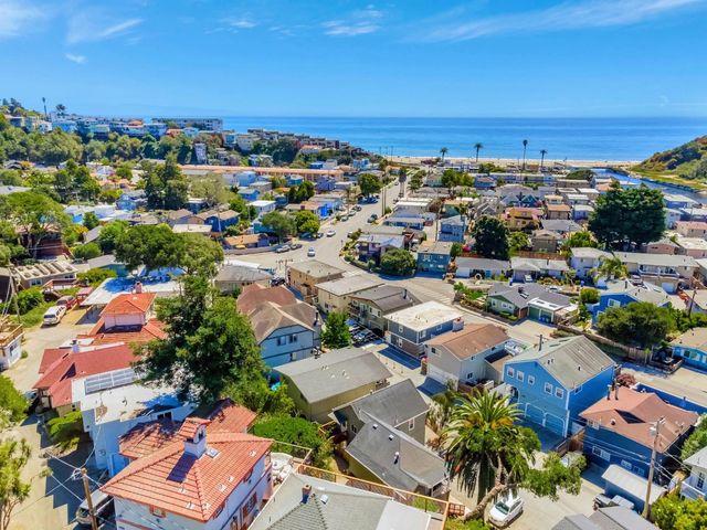307 Treasure Island, Aptos, CA 95003