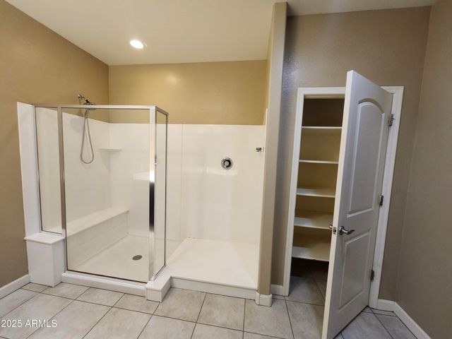 9309 W ORANGE Drive, Glendale, AZ 85305