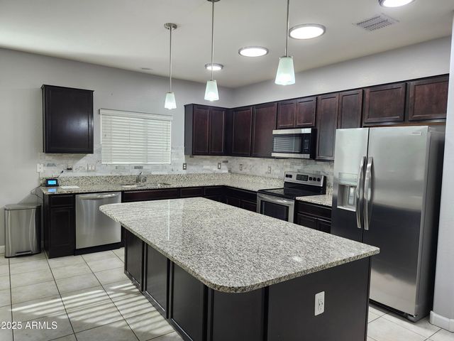 9309 W ORANGE Drive, Glendale, AZ 85305