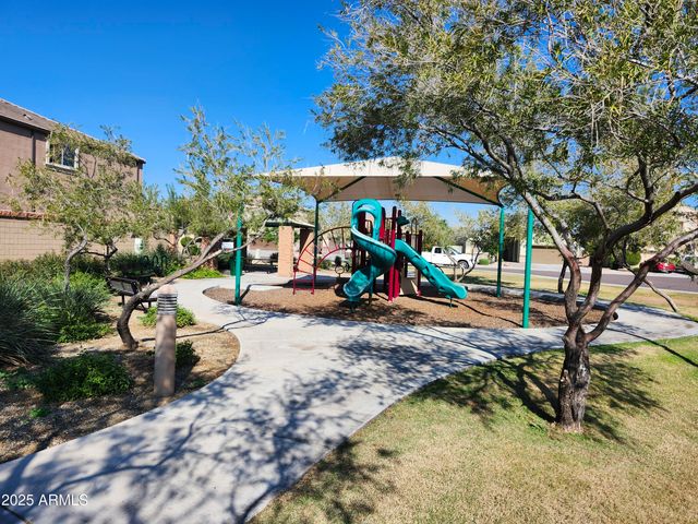 9309 W ORANGE Drive, Glendale, AZ 85305