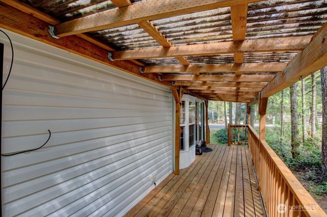 134 Drial Loop, Deming, WA 98244