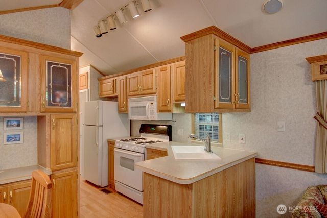 134 Drial Loop, Deming, WA 98244