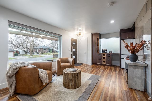 3387 S LA MESA RD, Salt Lake City, UT 84109