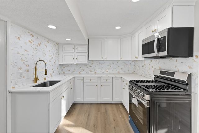 30 Bear Hill Road, Cumberland, RI 02864